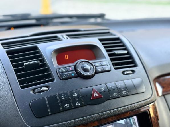 Mercedes-Benz Viano I (W639) Рестайлинг с пробегом 2012 года, цена 2 390 000 рублей, 327844 км, минивэн, Автокод Объявления
