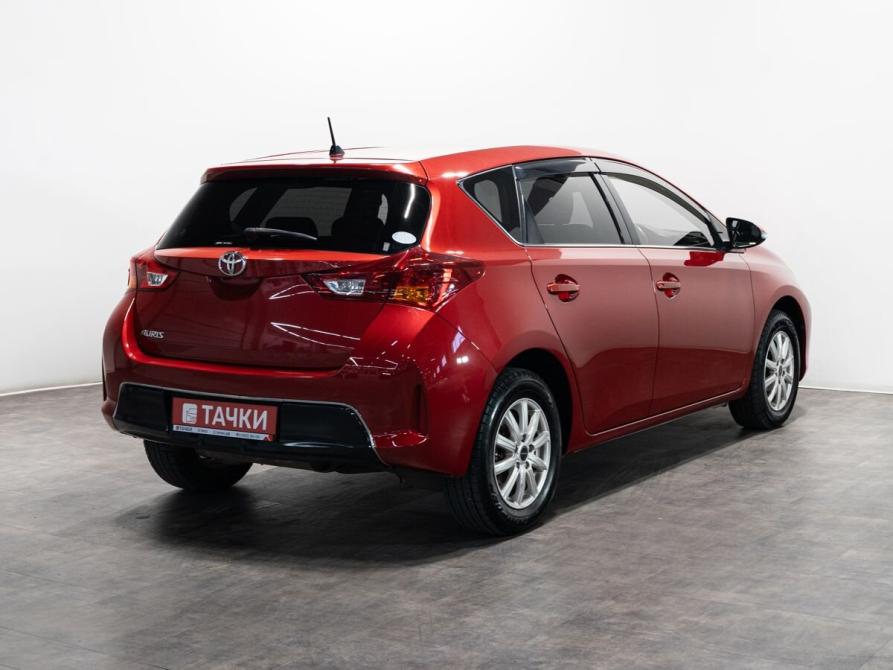 Toyota Auris II Чита  - изображение 3