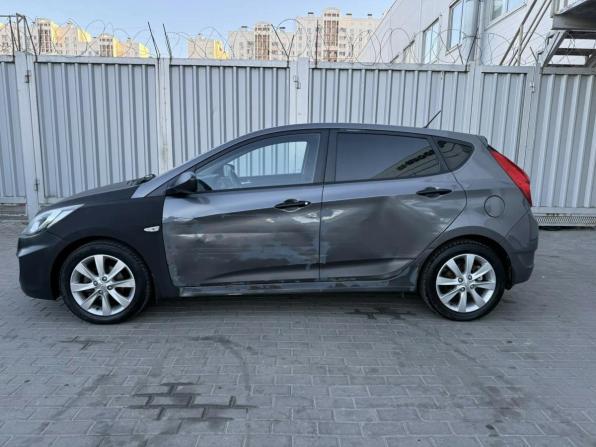 Hyundai Solaris I с пробегом 2013 года, цена 459 000 рублей, 276942 км, хэтчбек, Автокод Объявления