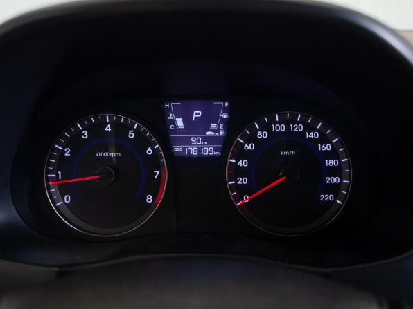Hyundai Solaris I с пробегом 2011 года, цена 745 000 рублей, 178189 км, седан, Автокод Объявления