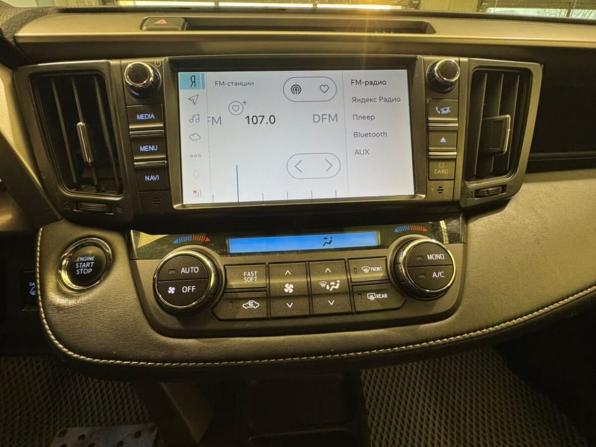 Toyota RAV4 IV (XA40) Рестайлинг с пробегом 2018 года, цена 2 790 000 рублей, 111917 км, внедорожник, Автокод Объявления