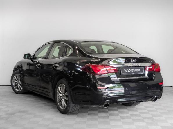 Infiniti Q70 I Рестайлинг с пробегом 2015 года, цена 2 425 000 рублей, 93317 км, седан, Автокод Объявления