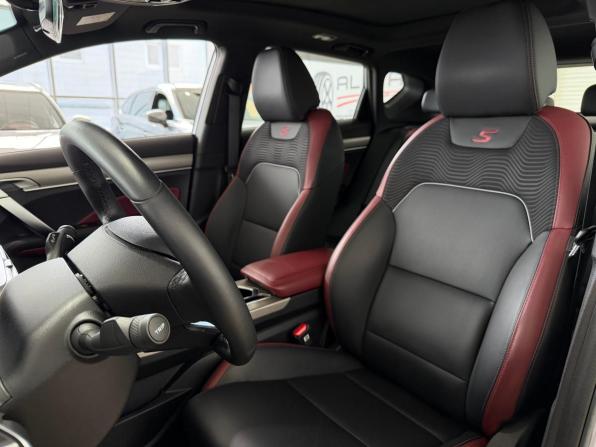 Geely Coolray I с пробегом 2023 года, цена 1 950 000 рублей, 13370 км, внедорожник, Автокод Объявления