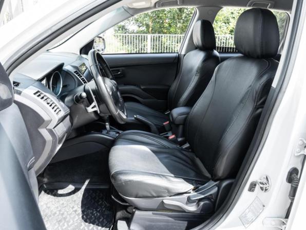 Mitsubishi Outlander II Рестайлинг с пробегом 2010 года, цена 1 070 000 рублей, 255027 км, внедорожник, Автокод Объявления