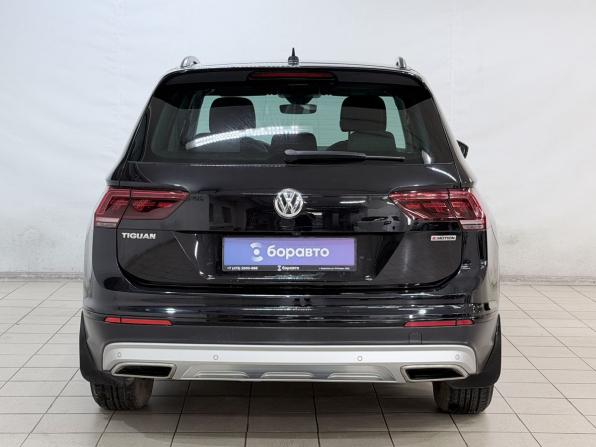 Volkswagen Tiguan II с пробегом 2019 года, цена 2 650 000 рублей, 65080 км, внедорожник, Автокод Объявления