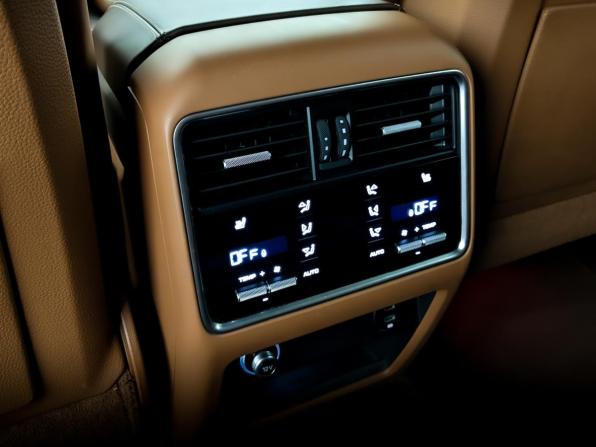 Porsche Cayenne III с пробегом 2019 года, цена 7 302 500 рублей, 33300 км, внедорожник, Автокод Объявления