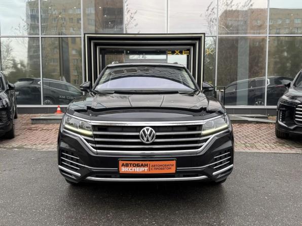 Volkswagen Touareg III с пробегом 2019 года, цена 4 149 000 рублей, 149200 км, внедорожник, Автокод Объявления