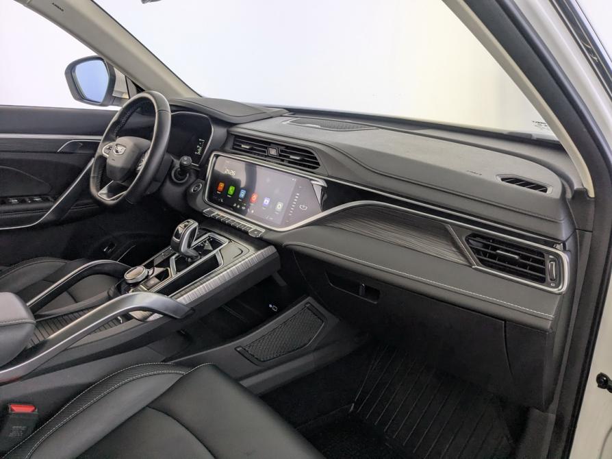 Geely Atlas Pro Москва  - изображение 21