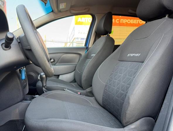 Renault Sandero II с пробегом 2018 года, цена 950 000 рублей, 74600 км, хэтчбек, Автокод Объявления