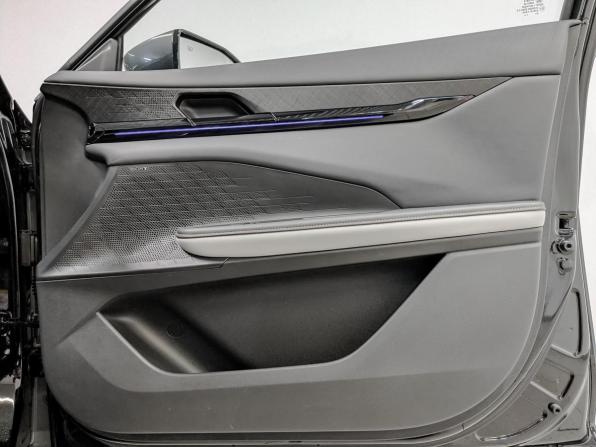 Changan UNI-V I с пробегом 2024 года, цена 2 150 000 рублей, 41195 км, лифтбек, Автокод Объявления