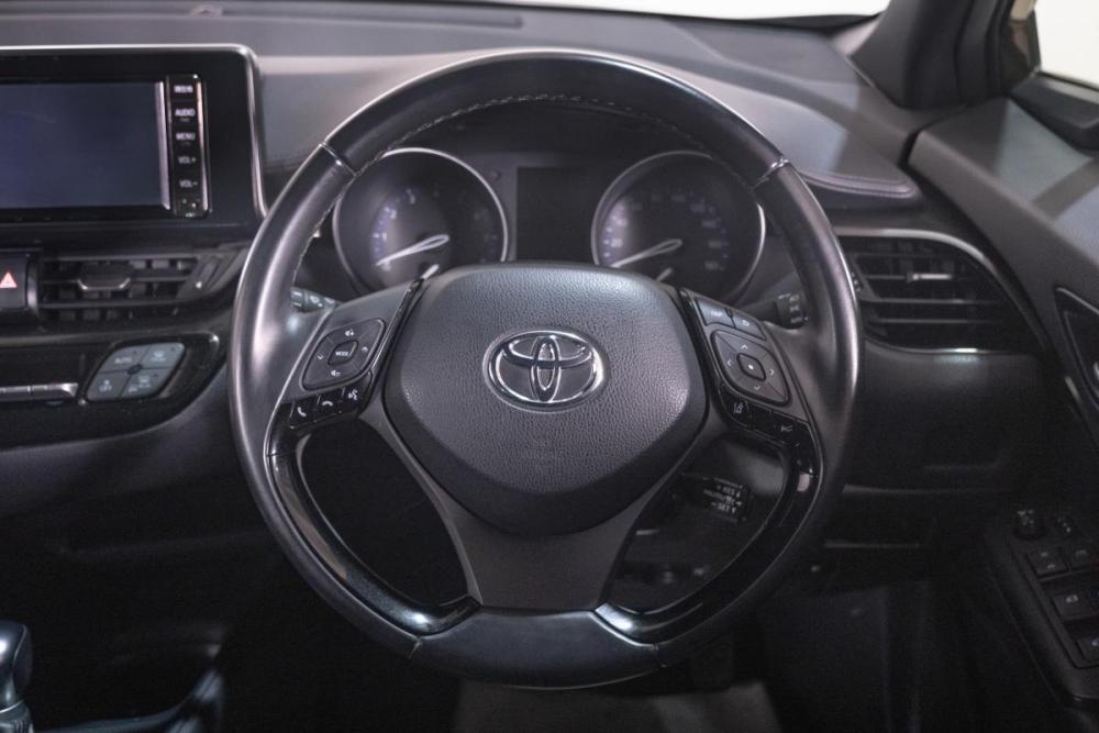 Toyota C-HR I Рестайлинг Томск  - изображение 8