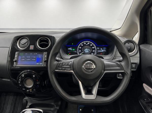 Nissan Note II Рестайлинг с пробегом 2017 года, цена 1 099 000 рублей, 110000 км, хэтчбек, Автокод Объявления
