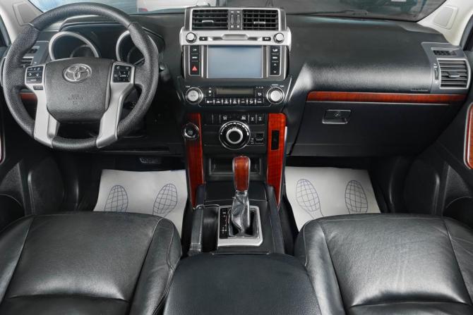 Toyota Land Cruiser Prado 150 Series Рестайлинг 1 с пробегом 2016 года, цена 4 119 000 рублей, 185000 км, внедорожник, Автокод Объявления