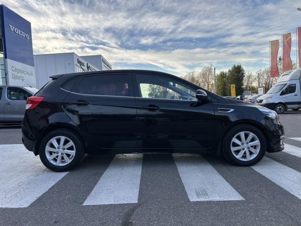 Kia Rio III Рестайлинг с пробегом 2015 года, цена 1 245 000 рублей, 99000 км, хэтчбек, Автокод Объявления