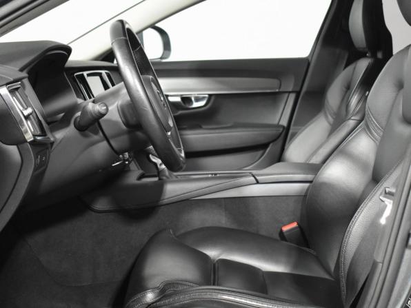 Volvo V90 Cross Country I с пробегом 2017 года, цена 2 990 000 рублей, 189447 км, универсал, Автокод Объявления