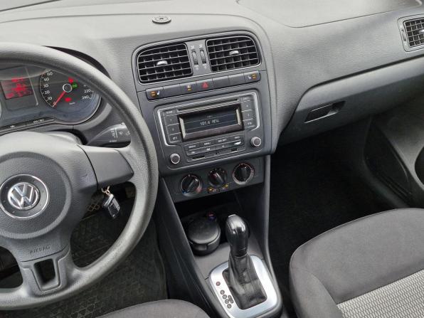 Volkswagen Polo V с пробегом 2013 года, цена 799 000 рублей, 175893 км, седан, Автокод Объявления