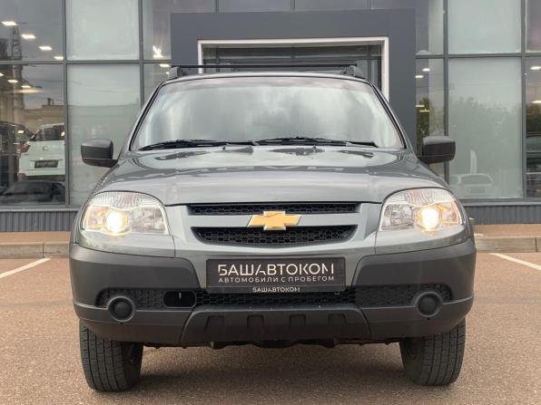 Chevrolet Niva I Рестайлинг с пробегом 2017 года, цена 750 000 рублей, 67000 км, внедорожник, Автокод Объявления