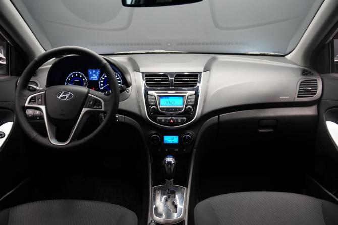 Hyundai Solaris I с пробегом 2013 года, цена 1 090 000 рублей, 78000 км, седан, Автокод Объявления