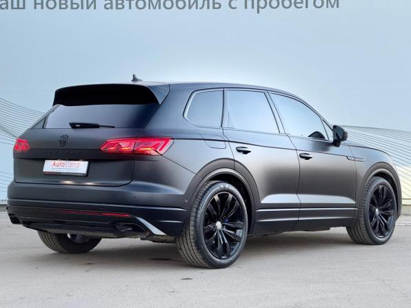 Volkswagen Touareg III с пробегом 2019 года, цена 5 970 000 рублей, 77294 км, внедорожник, Автокод Объявления