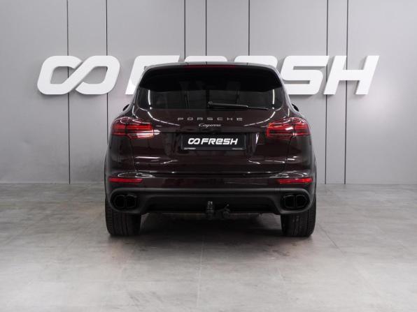 Porsche Cayenne II Рестайлинг (958) с пробегом 2017 года, цена 3 286 000 рублей, 265563 км, внедорожник, Автокод Объявления