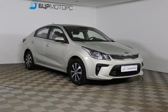 Kia Rio IV с пробегом 2019 года, цена 1 579 990 рублей, 27702 км, седан, Автокод Объявления