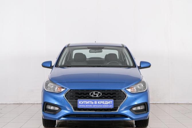 Hyundai Solaris II с пробегом 2018 года, цена 1 549 000 рублей, 9500 км, седан, Автокод Объявления