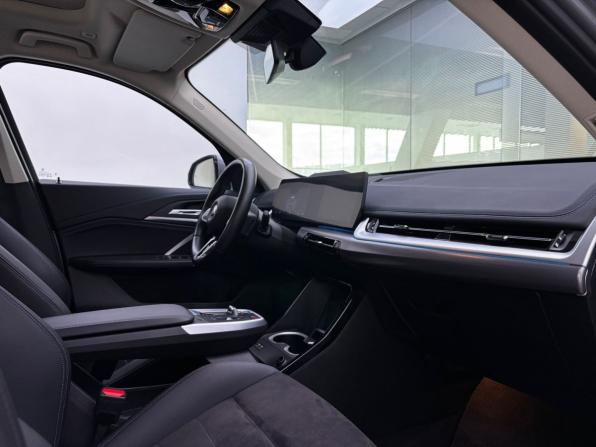 BMW iX1 с пробегом 2023 года, цена 4 899 000 рублей, 21443 км, внедорожник, Автокод Объявления