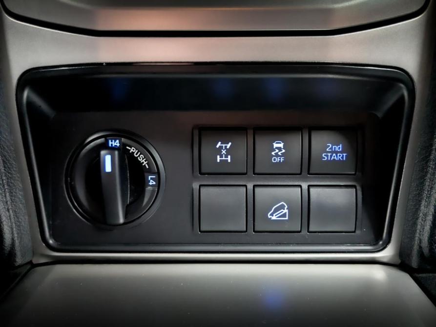 Toyota Land Cruiser Prado 150 Series Рестайлинг 3 Москва  - изображение 28