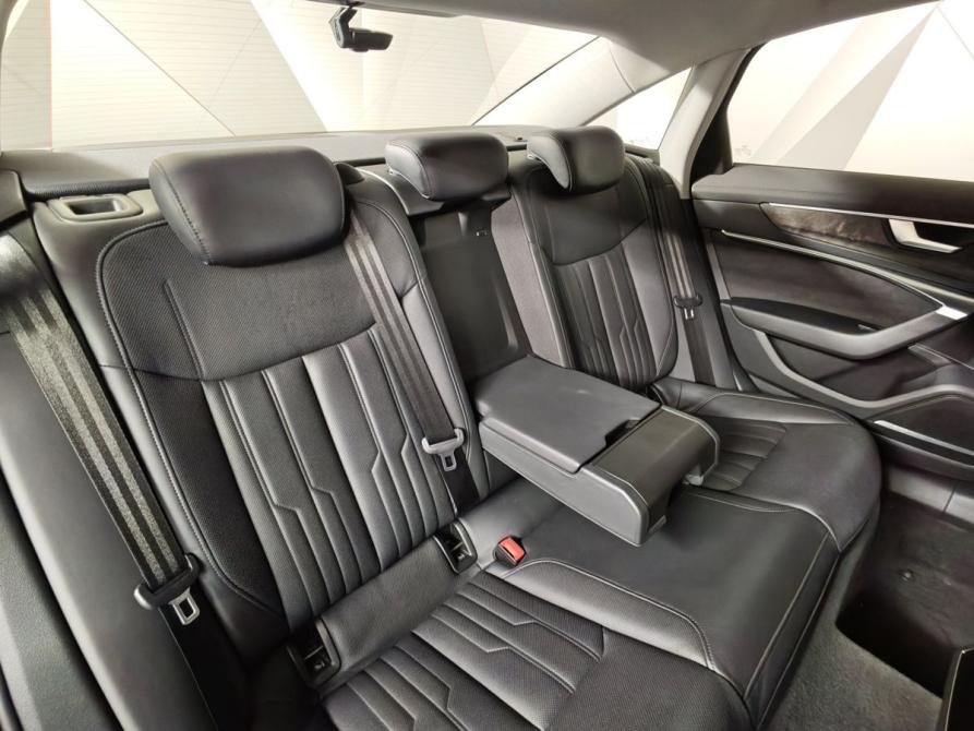 Audi A6 V (C8) Москва  - изображение 15