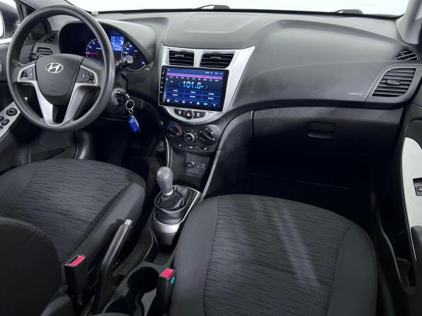 Hyundai Solaris I Рестайлинг с пробегом 2014 года, цена 1 050 000 рублей, 69624 км, хэтчбек, Автокод Объявления