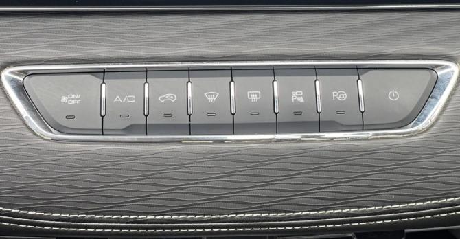 Haval Jolion I Рестайлинг с пробегом 2024 года, цена 2 320 000 рублей, 10868 км, внедорожник, Автокод Объявления
