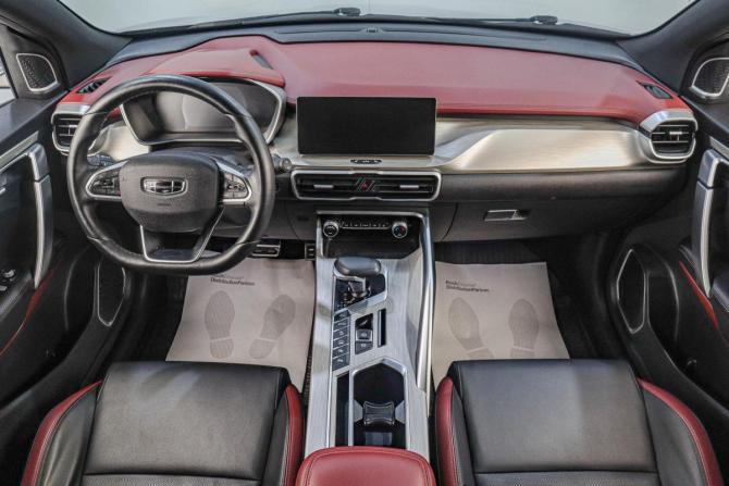 Geely Coolray I Рестайлинг с пробегом 2024 года, цена 1 899 000 рублей, 33700 км, внедорожник, Автокод Объявления