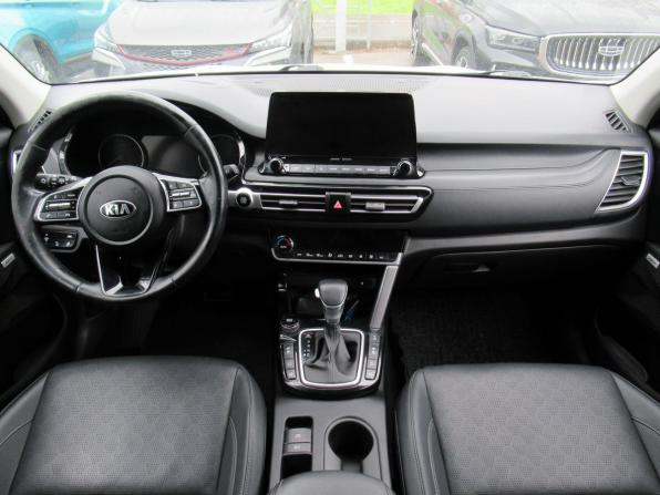 Kia Seltos I с пробегом 2020 года, цена 2 070 000 рублей, 107701 км, внедорожник, Автокод Объявления