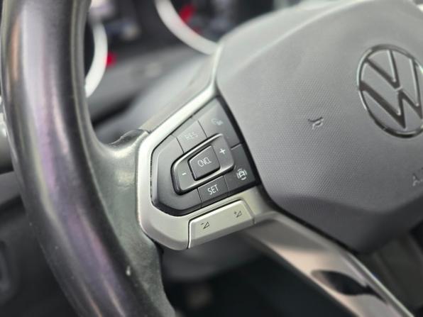 Volkswagen Tiguan II Рестайлинг с пробегом 2021 года, цена 2 479 000 рублей, 106000 км, внедорожник, Автокод Объявления
