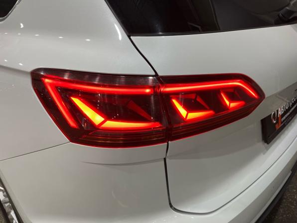 Volkswagen Touareg III с пробегом 2021 года, цена 6 050 000 рублей, 134546 км, внедорожник, Автокод Объявления