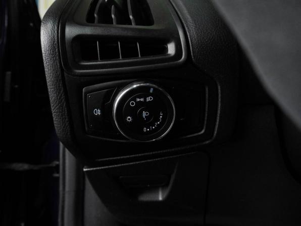 Ford Focus III с пробегом 2012 года, цена 637 000 рублей, 227996 км, седан, Автокод Объявления