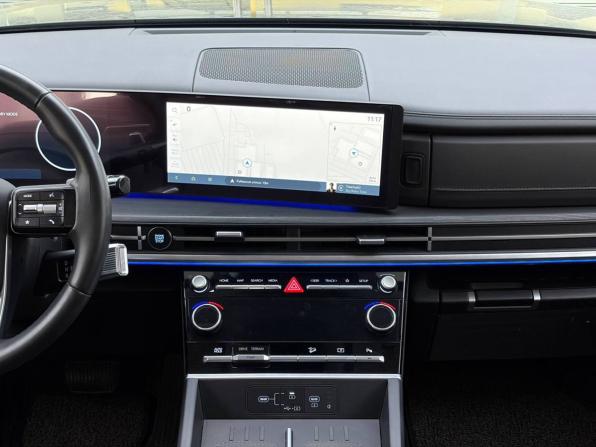 Hyundai Santa Fe V (MX5) с пробегом 2024 года, цена 4 899 000 рублей, 28000 км, внедорожник, Автокод Объявления