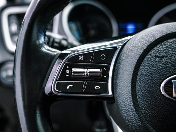 Kia Ceed III с пробегом 2019 года, цена 1 450 000 рублей, 97309 км, хэтчбек, Автокод Объявления