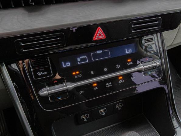 Kia Carnival IV с пробегом 2021 года, цена 3 675 000 рублей, 140632 км, минивэн, Автокод Объявления