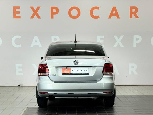Volkswagen Polo V Рестайлинг с пробегом 2019 года, цена 855 000 рублей, 295030 км, седан, Автокод Объявления