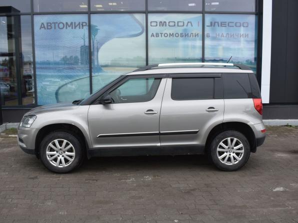 Skoda Yeti I Рестайлинг с пробегом 2016 года, цена 1 105 000 рублей, 215285 км, внедорожник, Автокод Объявления