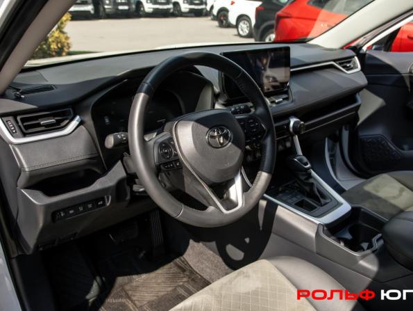 Toyota RAV4 V (XA50) с пробегом 2025 года, цена 3 900 000 рублей, 11940 км, внедорожник, Автокод Объявления