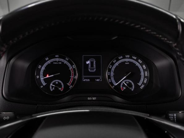 Skoda Karoq I с пробегом 2021 года, цена 1 979 000 рублей, 147535 км, внедорожник, Автокод Объявления