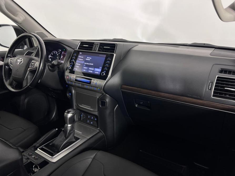 Toyota Land Cruiser Prado 150 Series Рестайлинг 3 Ростов-на-Дону  - изображение 16
