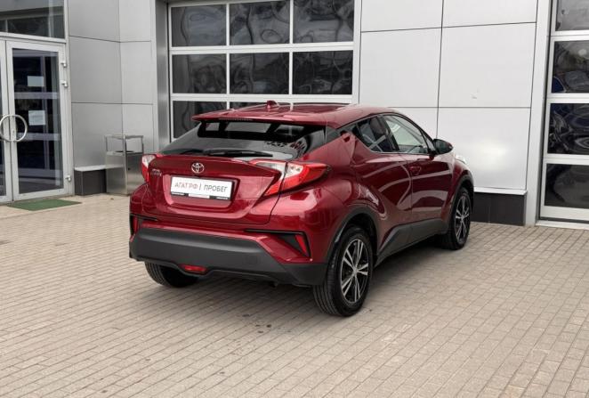 Toyota C-HR I с пробегом 2018 года, цена 2 150 000 рублей, 135661 км, внедорожник, Автокод Объявления