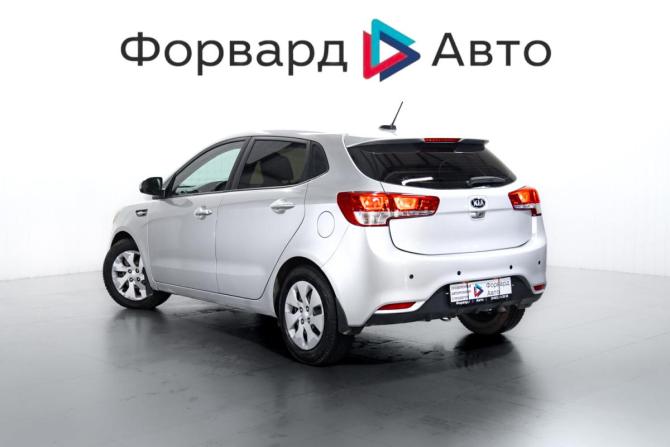Kia Rio III Рестайлинг с пробегом 2017 года, цена 909 000 рублей, 95897 км, хэтчбек, Автокод Объявления