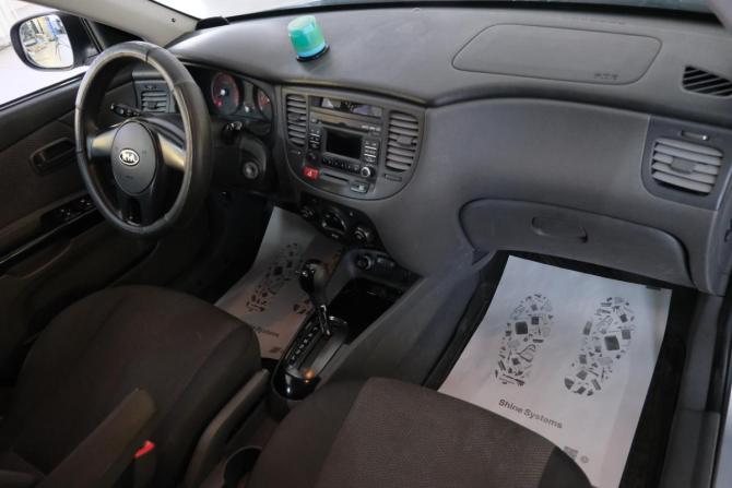 Kia Rio II Рестайлинг с пробегом 2011 года, цена 729 000 рублей, 128000 км, седан, Автокод Объявления