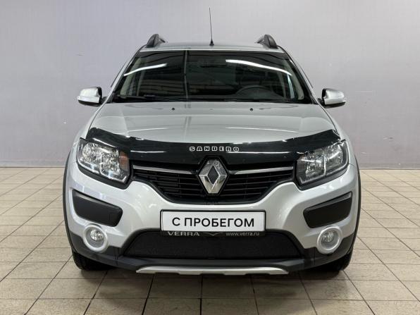 Renault Sandero II с пробегом 2017 года, цена 950 000 рублей, 120396 км, хэтчбек, Автокод Объявления