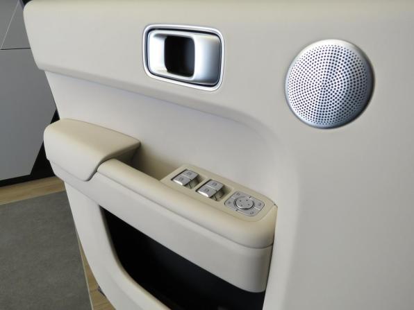 Li Auto (Lixiang) L9 I с пробегом 2023 года, цена 6 350 000 рублей, 22442 км, внедорожник, Автокод Объявления