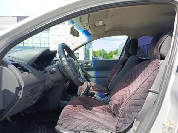 Renault Megane II Рестайлинг с пробегом 2006 года, цена 345 000 рублей, 255011 км, седан, Автокод Объявления